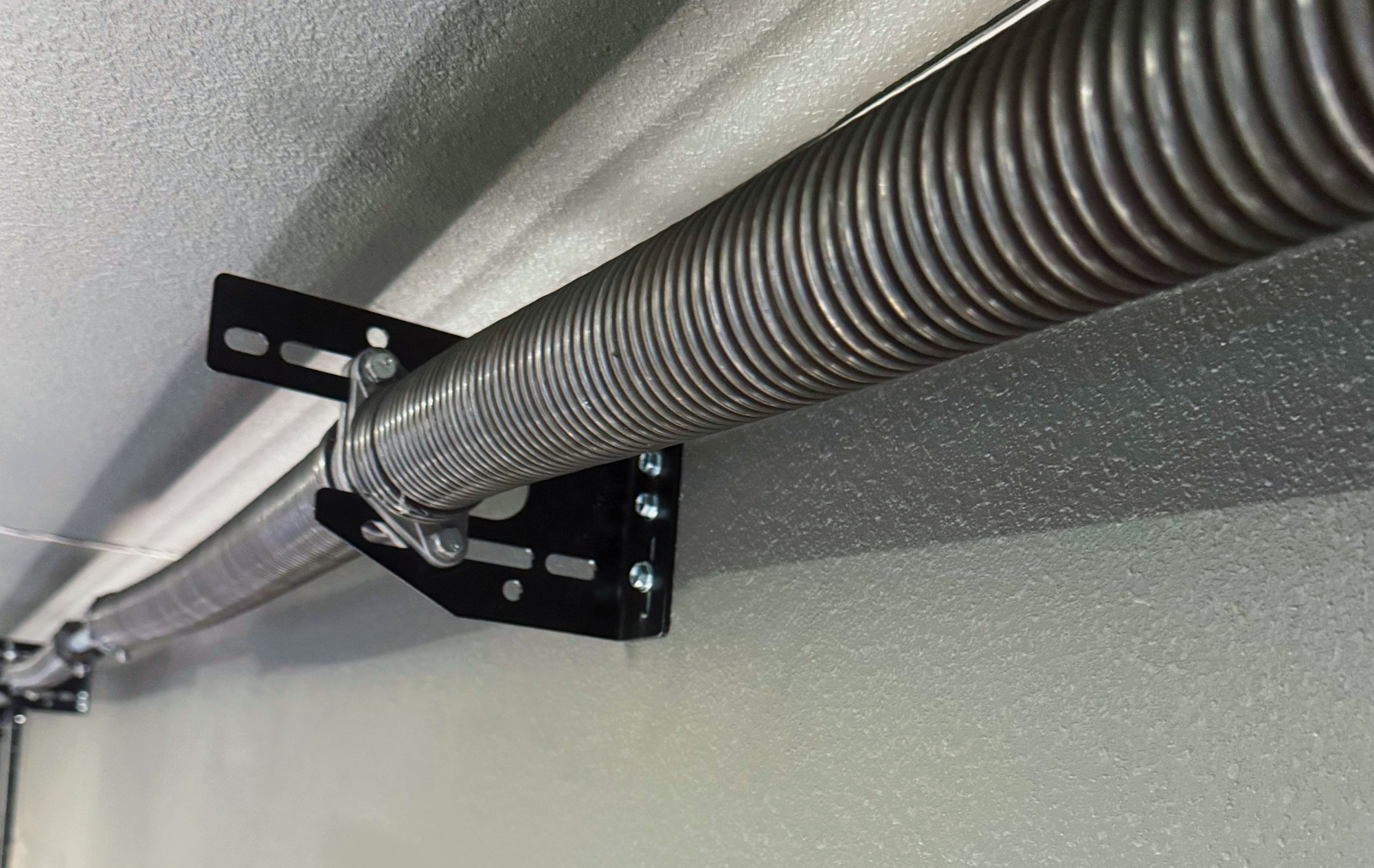 Garage door torsion springs in Santa Ana