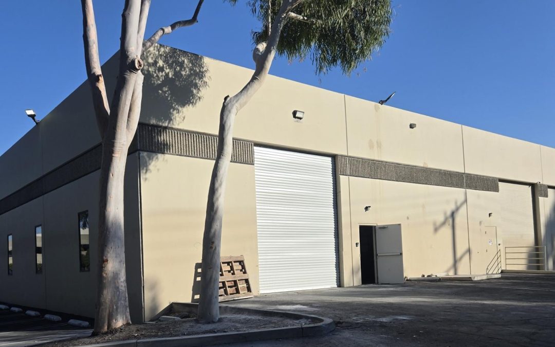 Commercial Garage Door Installation E 1st St, Santa Ana, CA
