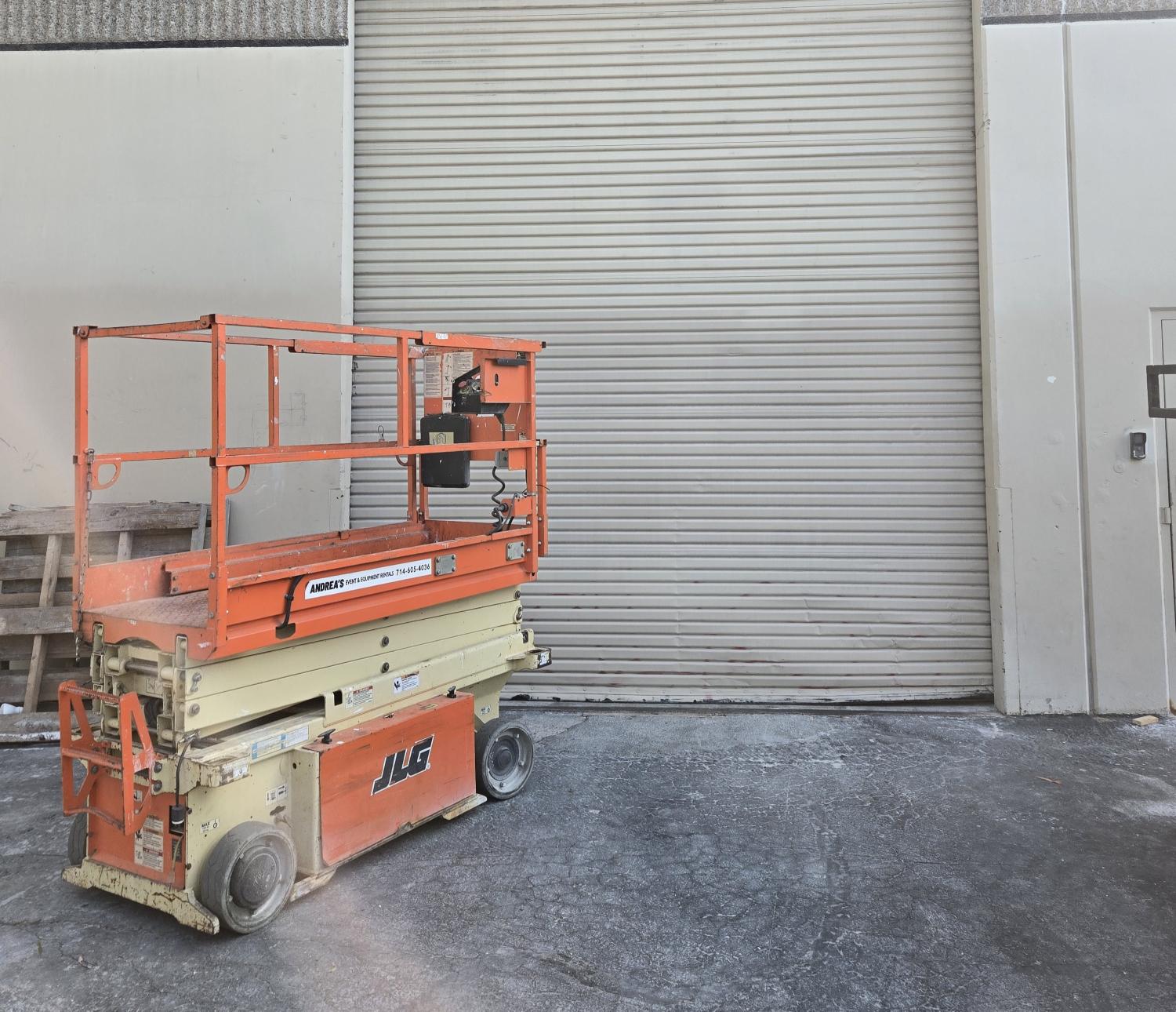 Commercial Garage Door Installation E 1st St, Santa Ana, CA