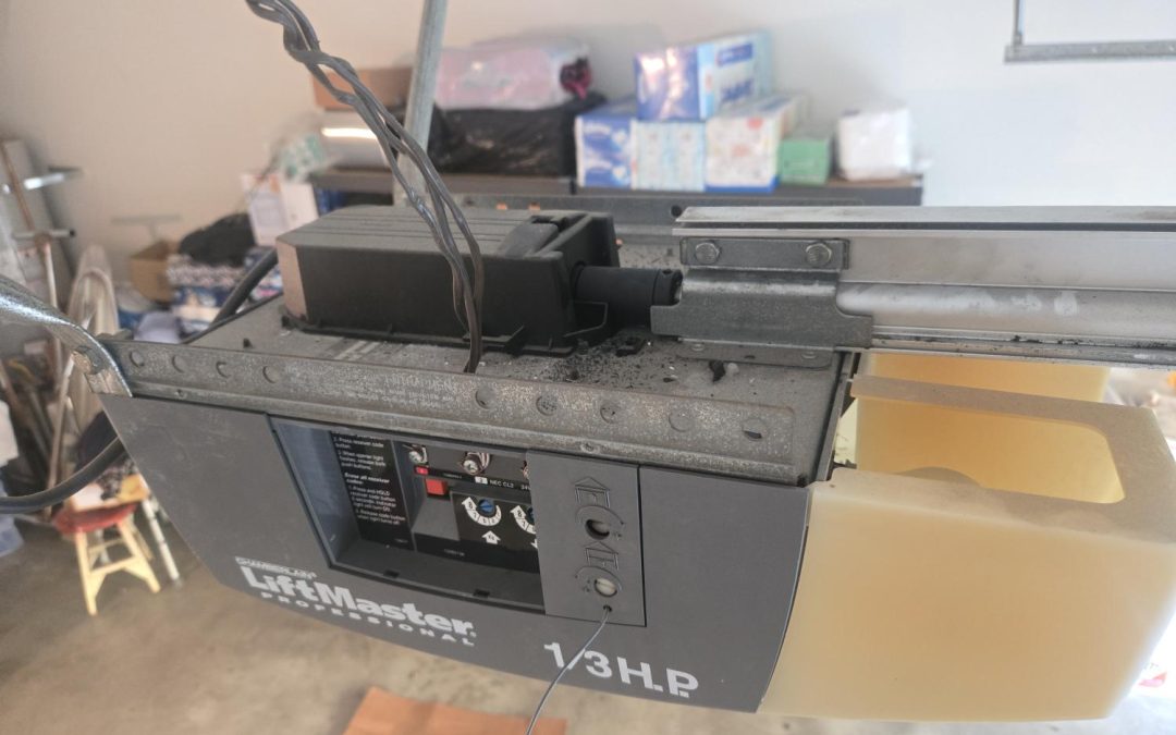 Garage Opener Repair Service Borchard Ave, Santa Ana
