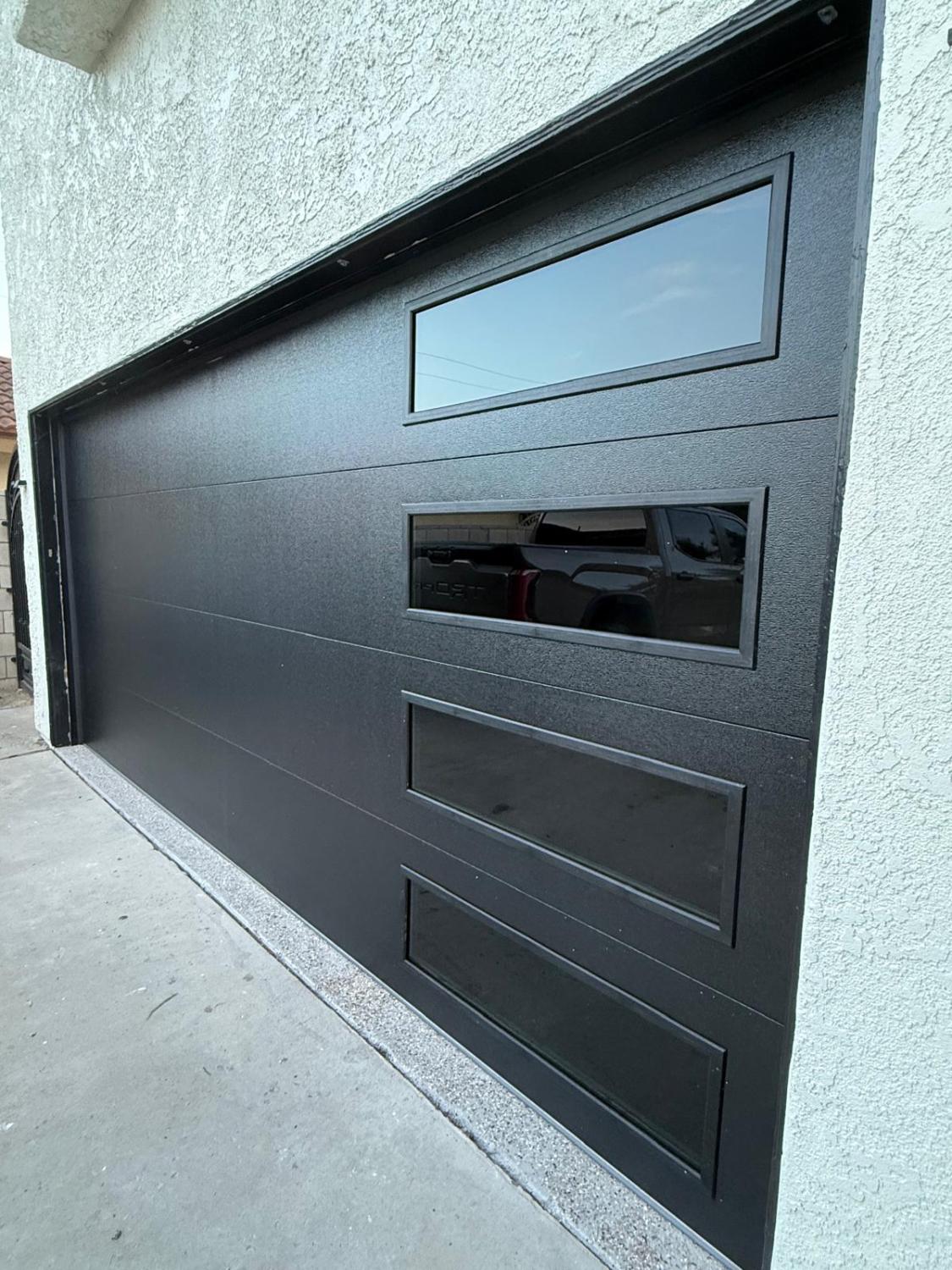 Garage Door Installation Hobart St, Santa Ana, CA