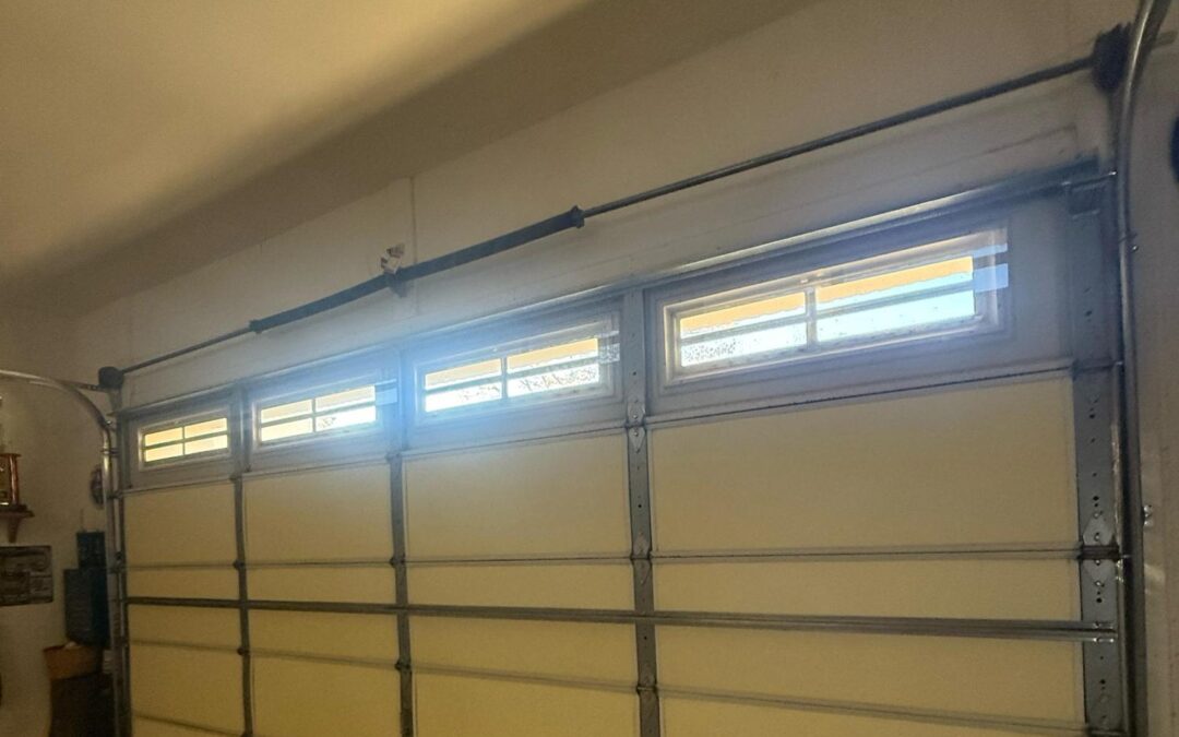 Residential Garage Door Repair Oak St, Santa Ana, CA