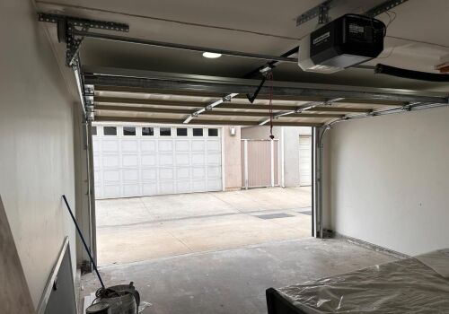 Residential Garage Door Repair S Rosewood Ave, Santa Ana, CA