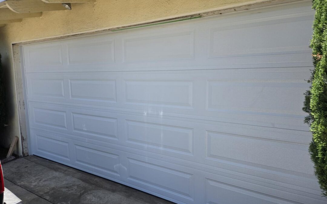New Garage Door Installation Richland St, Santa Ana, CA