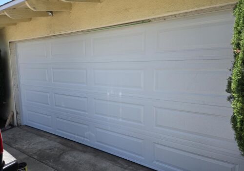 New Garage Door Installation Richland St, Santa Ana, CA