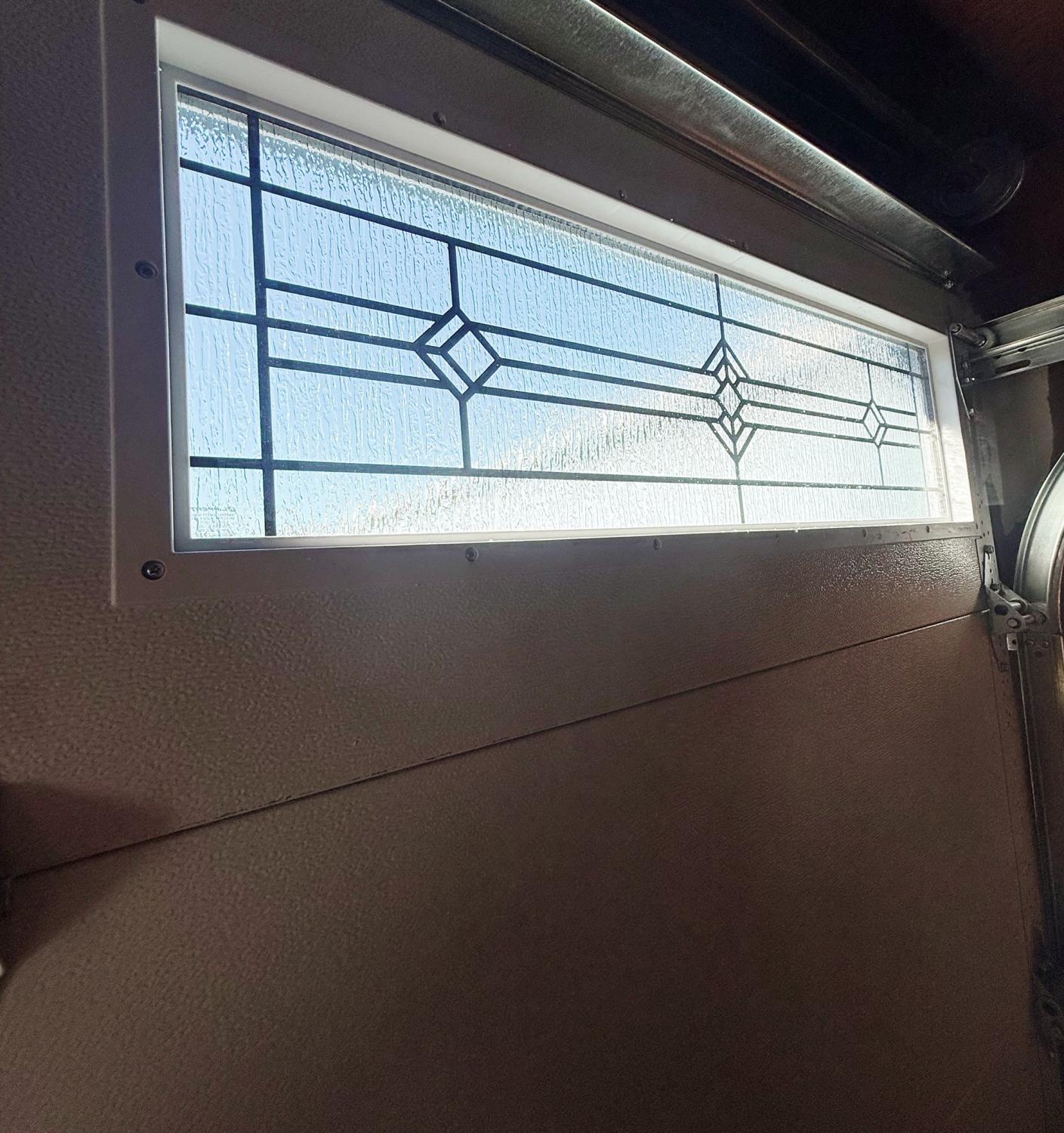 Residential Garage Door Installation Oak St, Santa Ana, CA