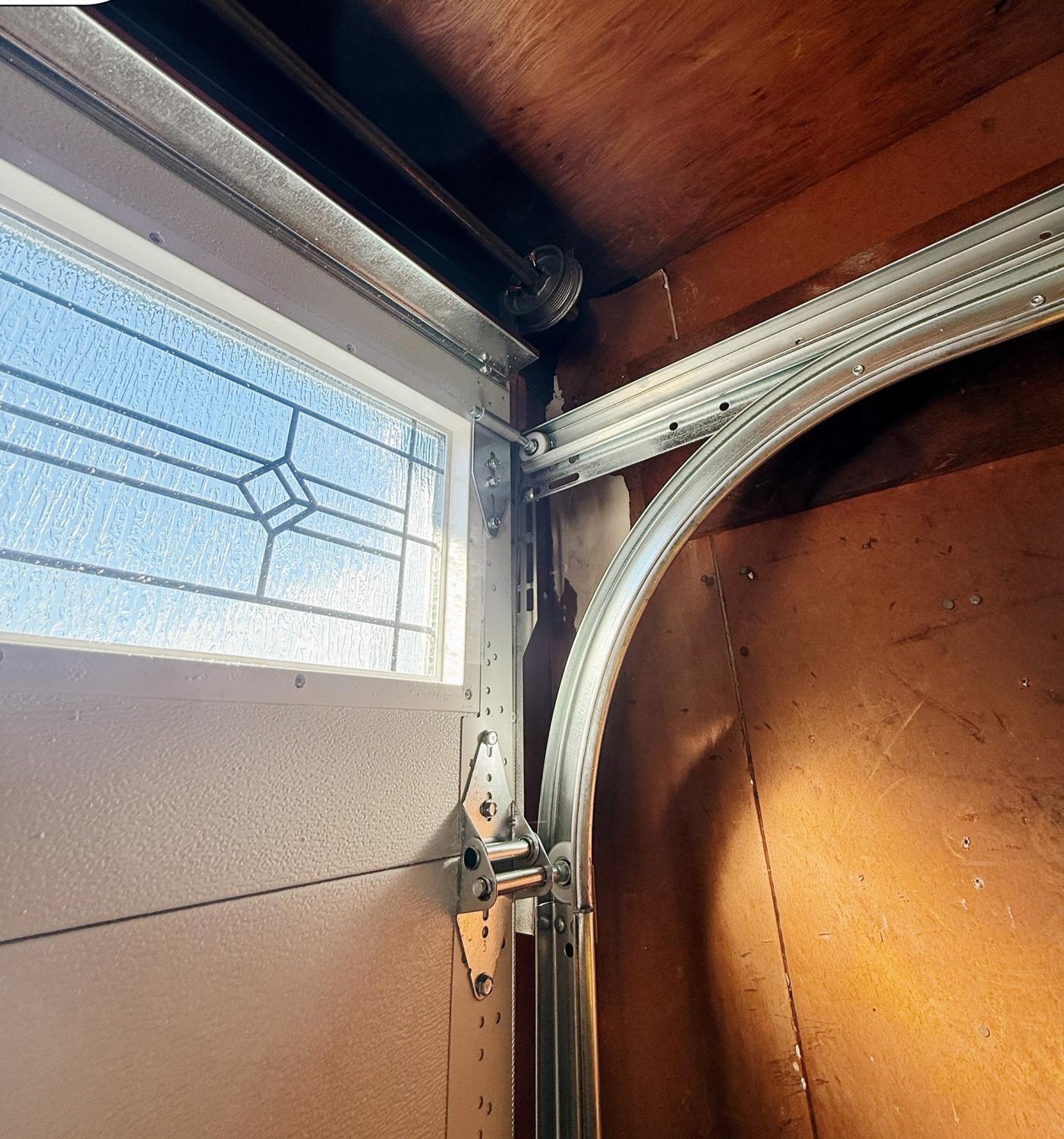 Residential Garage Door Installation Oak St, Santa Ana, CA